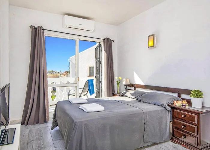 Zeus By * نيرخا